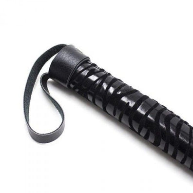 Bici din piele pentru jocuri erotice si bondage Easy Squash Whip, design premium si elegant, negru